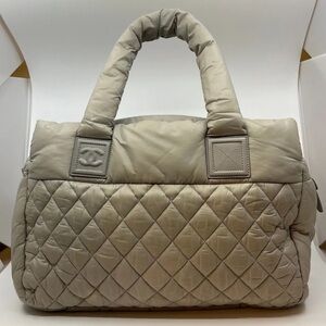 CHANEL Coco Cocoon Gray Quilted Nylon Handbag